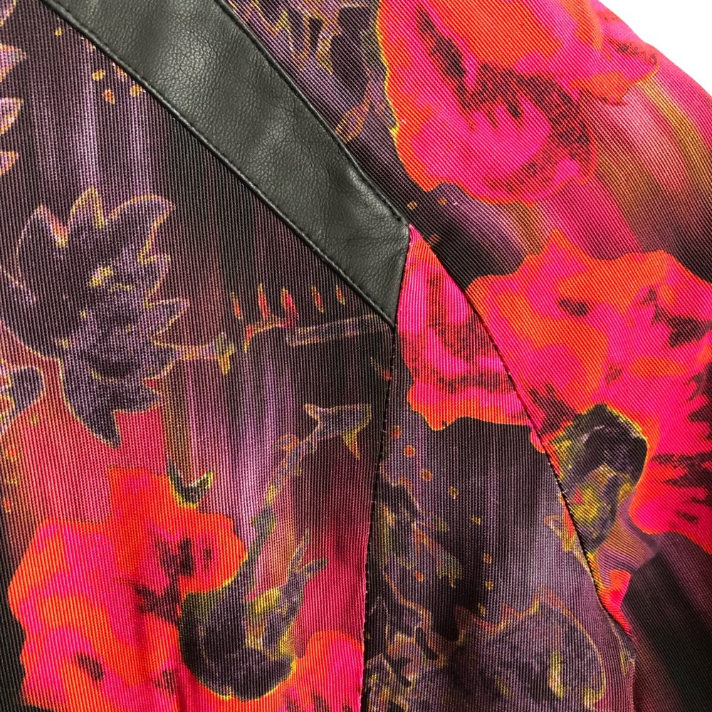 Nanette Lepore Short Sleeve Red Flower Dress 🌹 - Picture 4 of 5